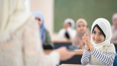 Kontroversi Sekolah Muslim di Perancis: Pendanaan Dihentikan, Masyarakat Protes