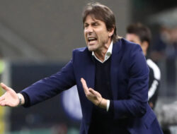 AC Milan Pertimbangkan Antonio Conte Sebagai Pengganti Stefano Pioli