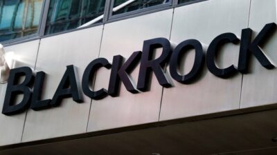 BlackRock PHK 600 Karyawan, Fokus Akuisisi Demi Kembangkan Bisnis