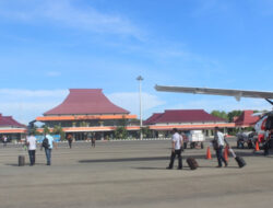 Dampak Erupsi Gunung Lewotobi Laki-laki, Bandara Frans Seda Maumere Ditutup