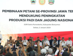 Di Banyumas, Ribuan Petani Sambut Kehadiran Presiden Jokowi dan Mentan Amran