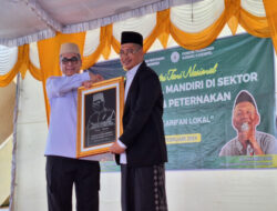 Wamentan Ajak Santri di Madiun Terjun ke Sektor Pertanian