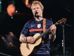 50 Ribu Orang Nonton Konser Ed Sheeran di JIS Hari Ini