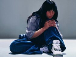 Billie Eilish Kembali Bikin Heboh Instagram dengan Kode Misterius, Fans Duga Album Baru Akan Dirilis