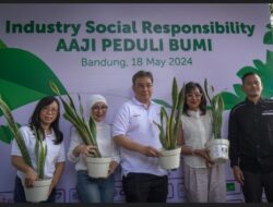 AAJI Bersama 20 Perusahaan Anggota Bagikan 1.350 Lidah Mertua dan Edukasi Literasi Keuangan di Bandung