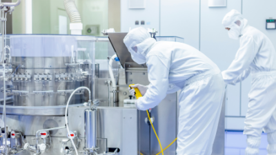 Kimia Farma Tbk (KAEF) Rencanakan Efisiensi dengan Menutup Separuh Pabriknya dalam 5 Tahun ke DepanKAEF