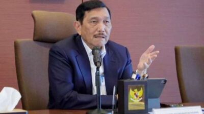 Luhut Minta China Dukung Proyek Baterai di Maluku Utara