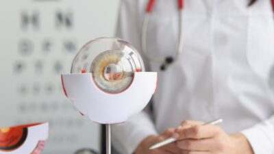 Mayapada Eye Centre, Inovasi Baru PT Sejahteraraya Anugrahjaya Tbk (SRAJ) di Bidang Kesehatan Mata