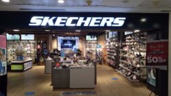 Skechers Buka Toko Terbesar di Indonesia di Senayan City Mall