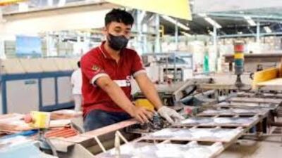 Industri Keramik Indonesia Terancam: Penurunan Utilisasi dan Tantangan Ekonomi Menghadapi Sektor