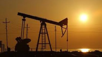 Lonjakan Harga Komoditas Energi Didorong oleh Sentimen Geopolitik dan Kebijakan Moneter