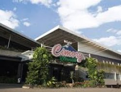 Komisaris PT Cisarua Mountain Dairy Tbk (CMRY) Wenzel Sutantio Lepas 8,19 Juta Saham, Dapat Rp 45,05 Miliar