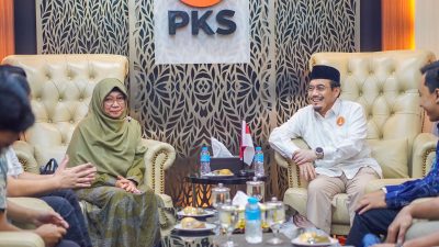 Anis Byarwati bersama Suswono Terima Dukungan dari Pemuda Jakarta