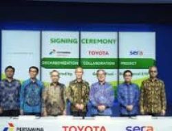 Pertamina Patra Niaga, Toyota, dan TRAC Kolaborasi Uji Coba Bioethanol E10 di GJAW 2024