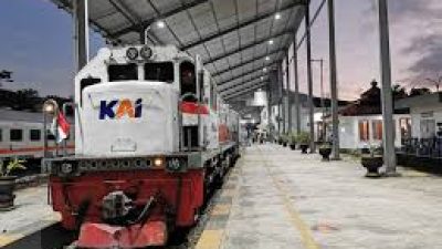 KAI Sediakan 3 Juta Lebih Kursi untuk Libur Natal dan Tahun Baru 2024/2025