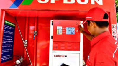 Bahlil Lahadalia Komitmen Percepat Izin Pembangunan SPBUN untuk Mendukung Nelayan