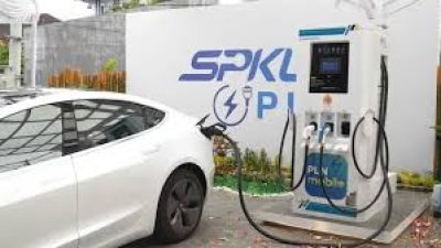 PLN Siapkan 500 SPKLU Baru untuk Nataru 2024-2025, Targetkan Kelancaran bagi Pemudik Kendaraan Listrik