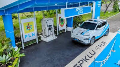 PLN Catatkan Lonjakan Transaksi SPKLU Lima Kali Lipat Selama Nataru 2024/2025