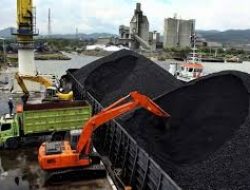 ESDM Targetkan Produksi Batubara 735 Juta Ton di 2025, Naik 3,52% dari Tahun Sebelumnya