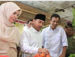 Bupati Bekasi Tinjau Pasar Cibarusah, Pastikan Harga Stabil Jelang Idulfitri