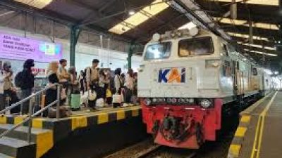 KAI Pastikan Kuota BBM Subsidi 2025 Dikelola Efisien untuk Mudik Lebaran, Tingkatkan Kapasitas Layanan