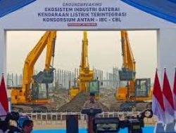 Prabowo Resmikan Groundbreaking Pabrik Baterai Listrik Terintegrasi di Karawang, UMK Capai Rp 5,59 Juta